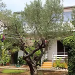 Family Friendly Seaside Apartments Vodice - 928 Apartment Vodice
