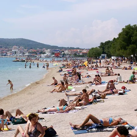 Family Friendly Seaside - 928 Apartament Vodice