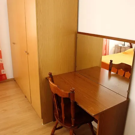 Family Friendly Seaside - 928 Vodice