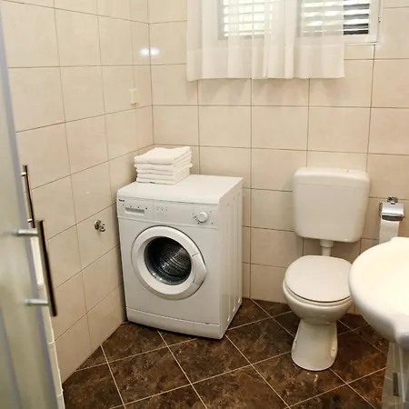 Family Friendly Seaside - 928 דירה
